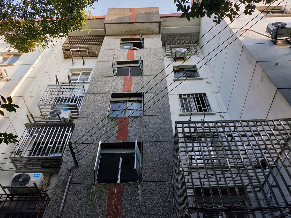 南侨食品:1月份合并营收2.96亿元,同比减少1.99%