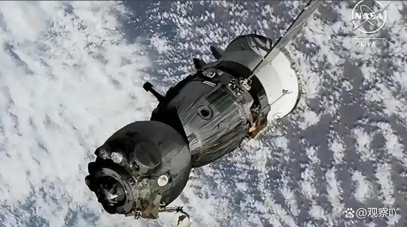 我国完成首次载人飞船返回舱海上搜索回收任务