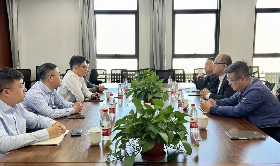 合盛硅业现4笔大宗交易 总成交金额2301.06万元