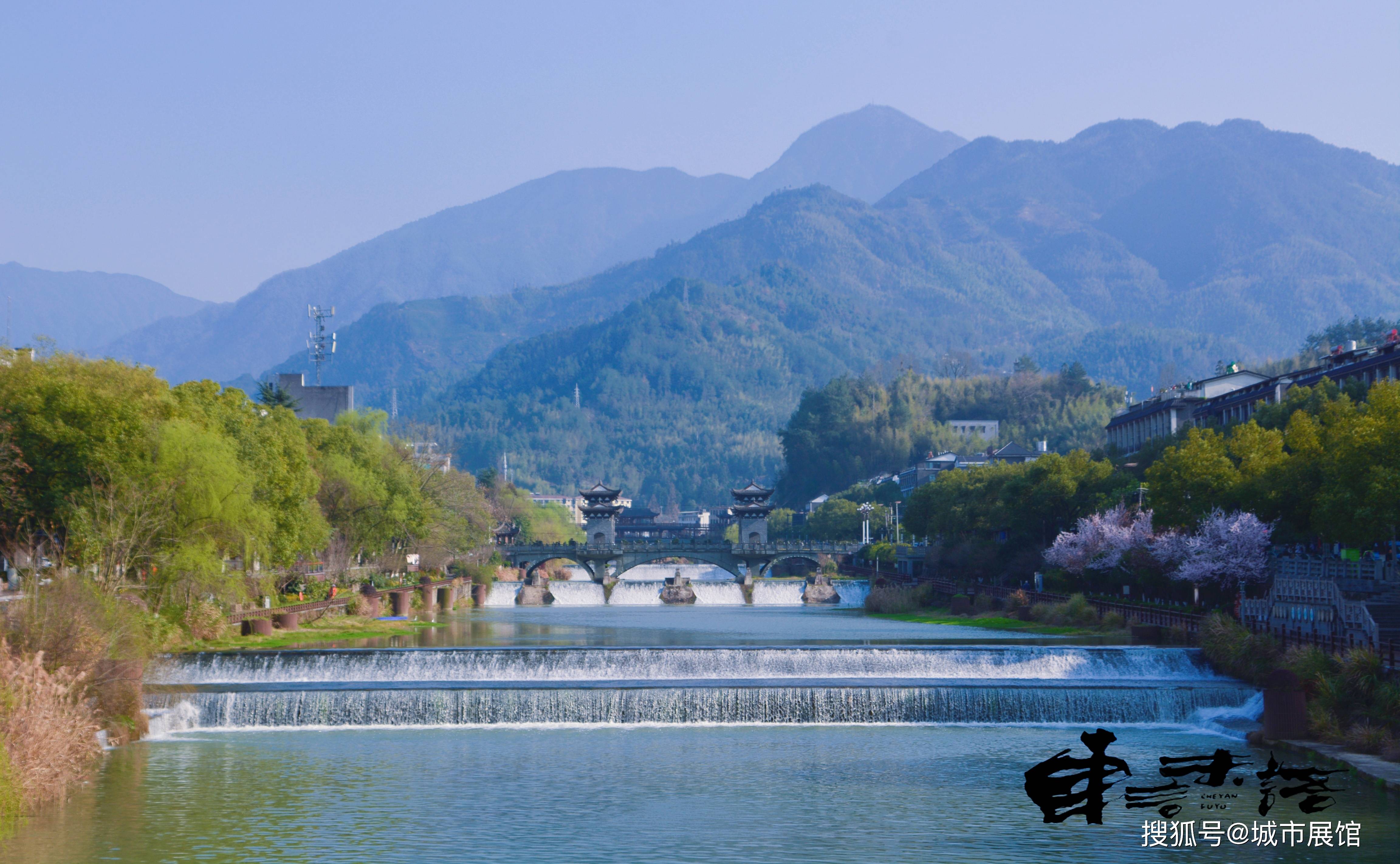 景�绻堇镉鲈抡�