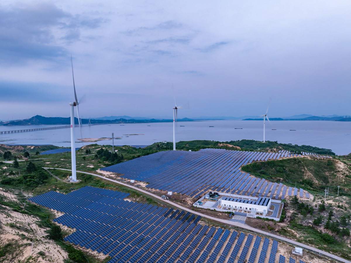 青海省海南州贵南县茫拉乡光伏电站并网