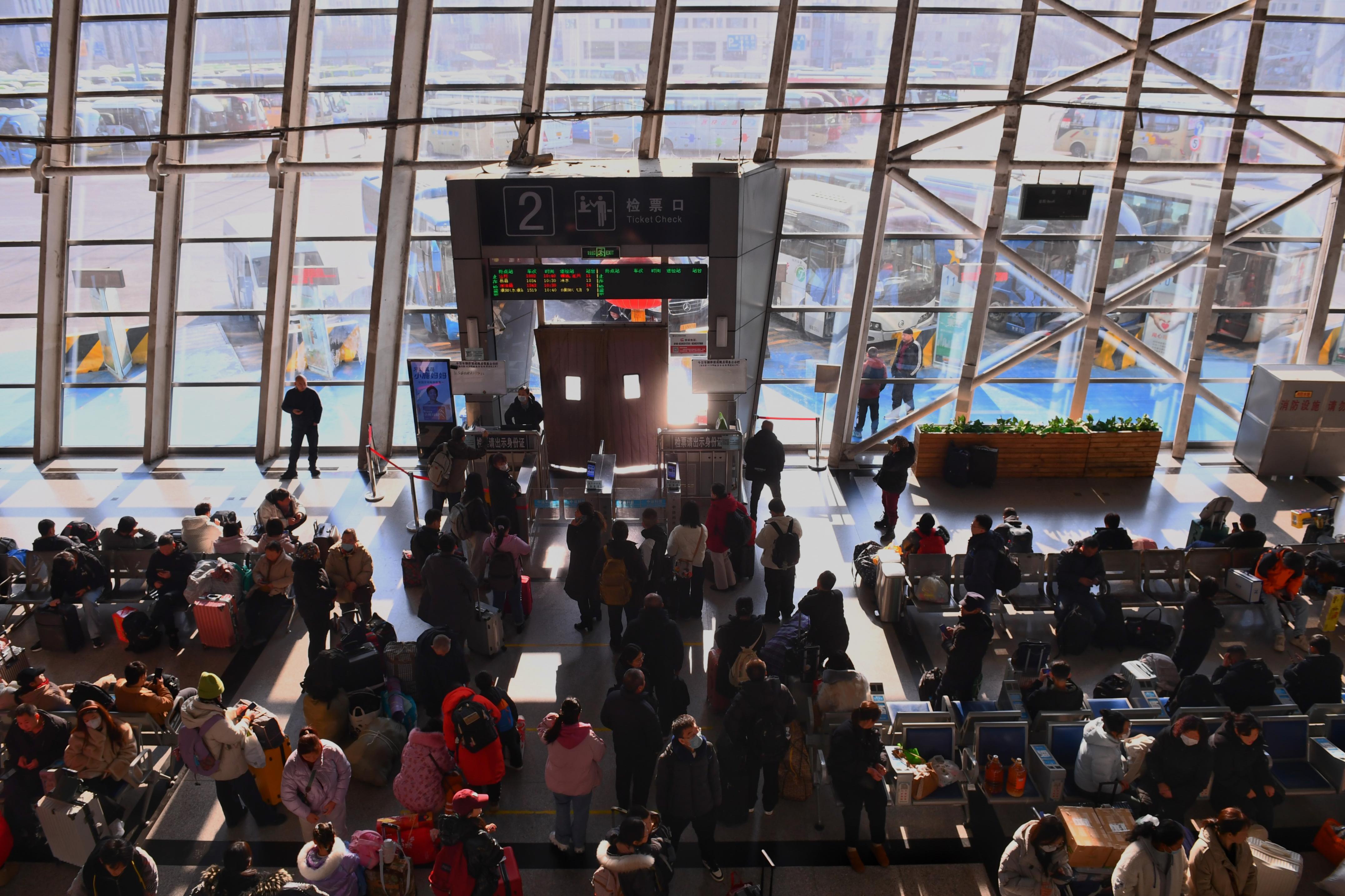 春运前19天 海南省综合运输客运量同比增长8.05%