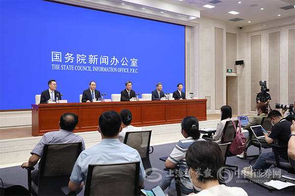 他们,将影响你的生意和生活|教育部部长怀进鹏