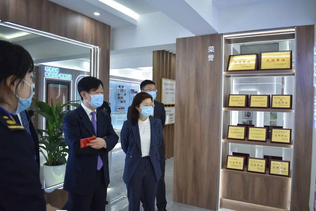 他们，将影响你的生意和生活|住房和城乡建设部党组书记、部长倪虹