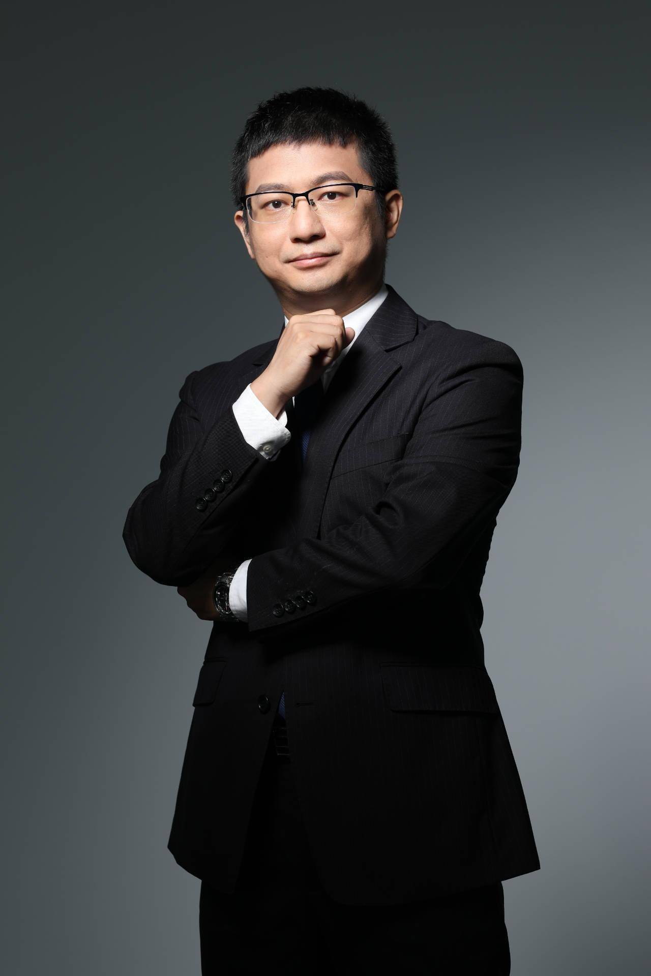 华商基金张明昕： 在产业趋势中捕捉“戴维斯双击”个股