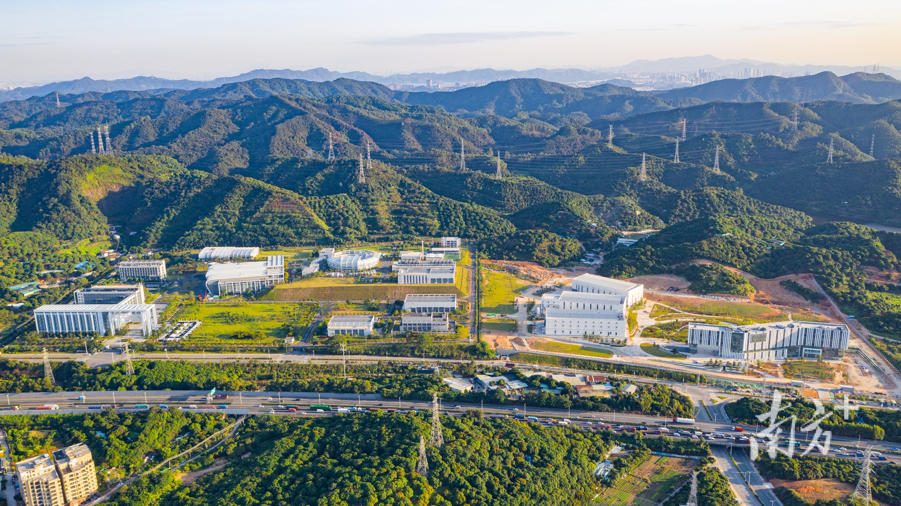 中国散裂中子源二期工程首个线站成功出束