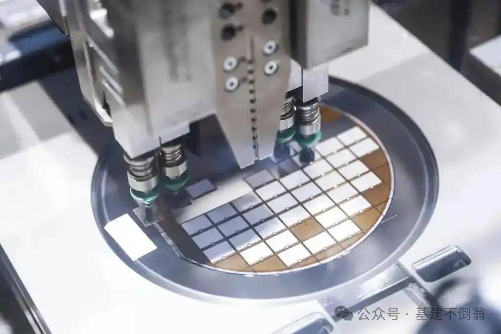 “薛定谔的订单”：马斯克到底买没买中国的光伏设备？