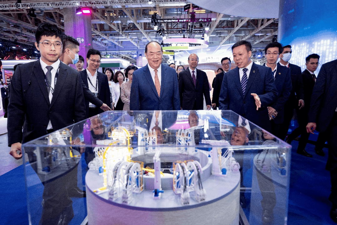 中国创新“酷”在哪里?(和音)